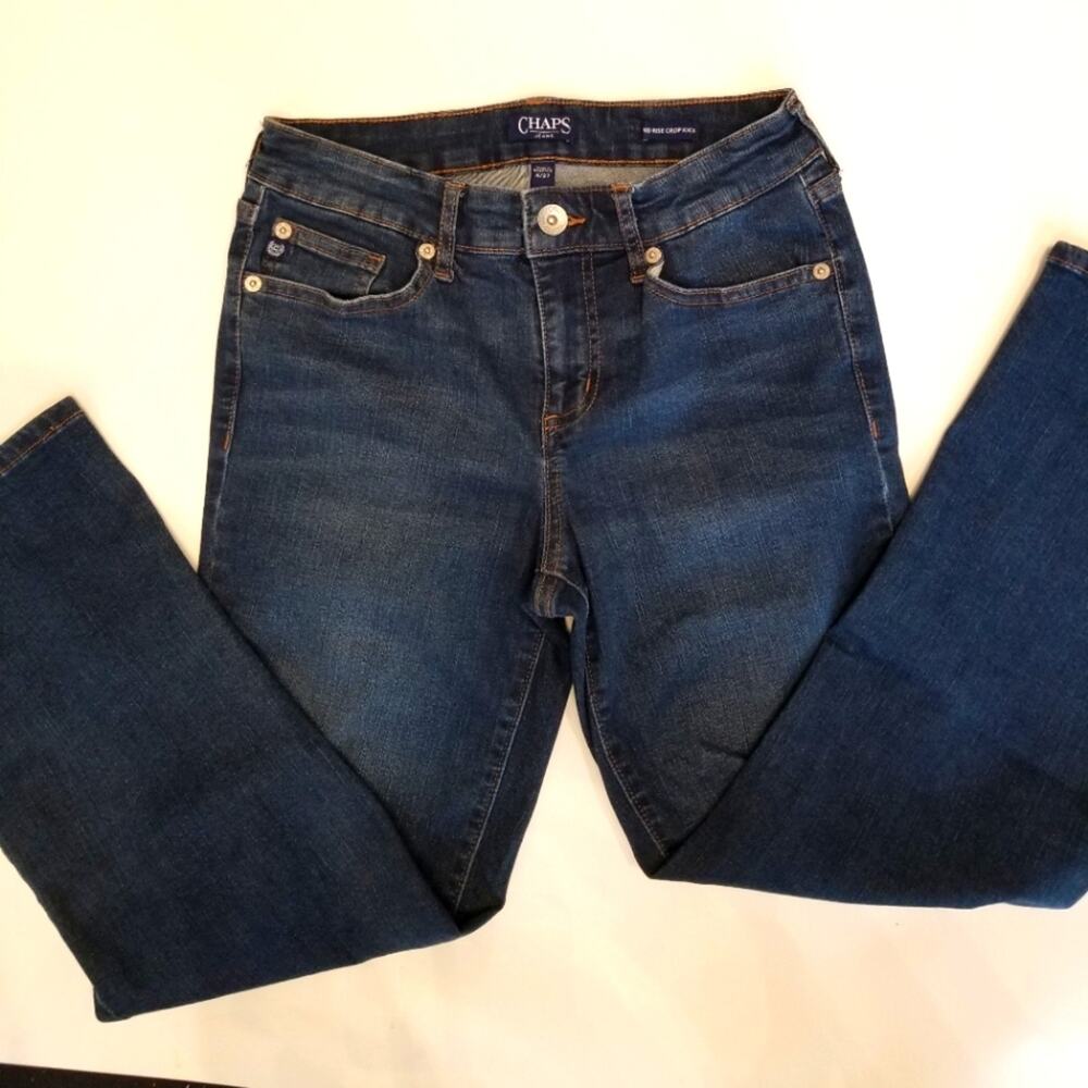 Chaps Mid Rise Crop Kick Blue‎ Jeans Comfortable Back Pockets Lightweight Size 4